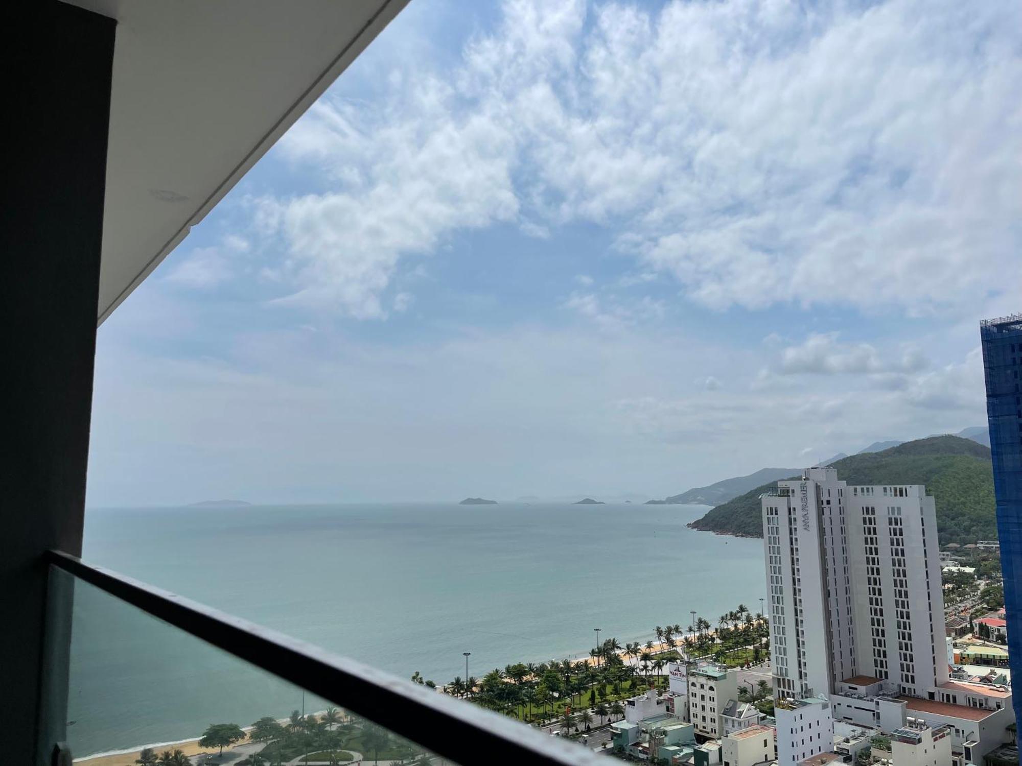 Flc Sea Tower Quy Nhon Seaview Condotel Екстер'єр фото